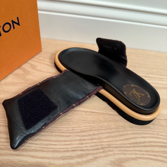 Louis Vuitton POOL PILLOW COMFORT MULE Size 38 - Picture 12 of 16